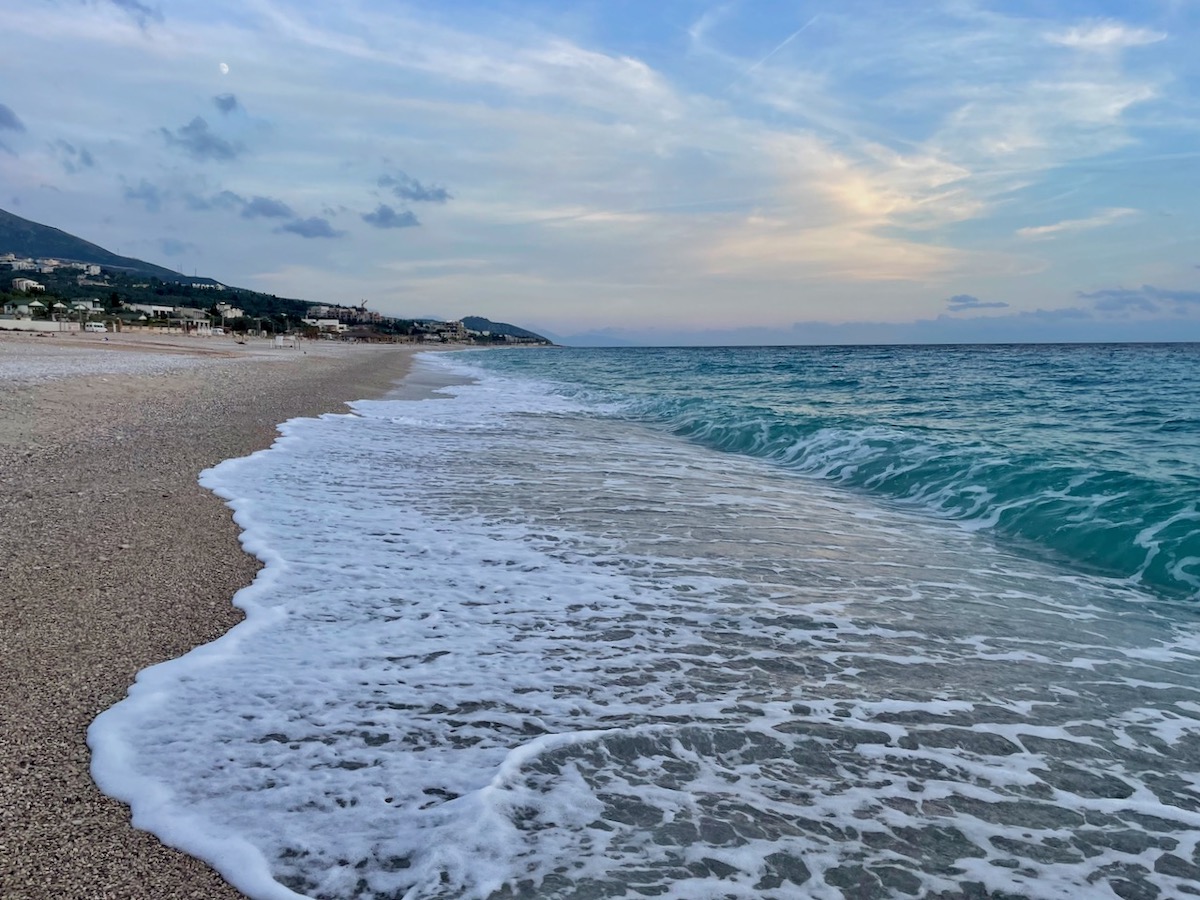 Gentle-waves-breaking-on-palasa-beach-in-dhermi-albania