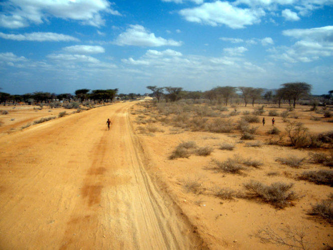 Backpacking-Northern-Kenya-dirt-road