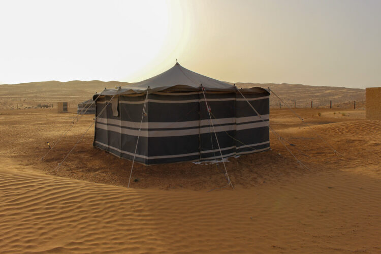 Traditional-tent-at-Desert-Wonders-Camp-in-the-Wahiba-Sands