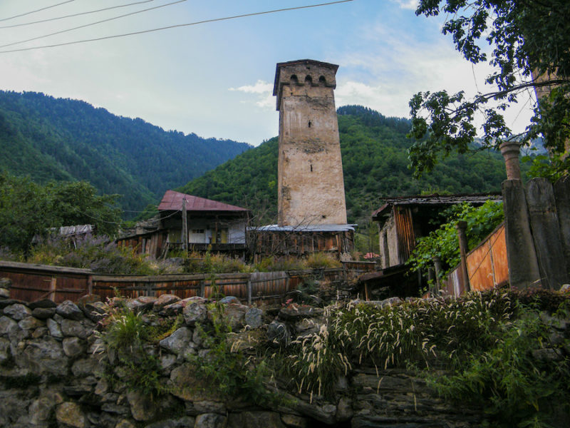 Svaneti-village-with-tower