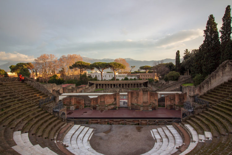 Pompeii-amphitheatre
