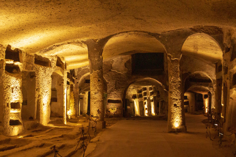 San-Gennaro-Catacombs-things-to-do-in-Naples