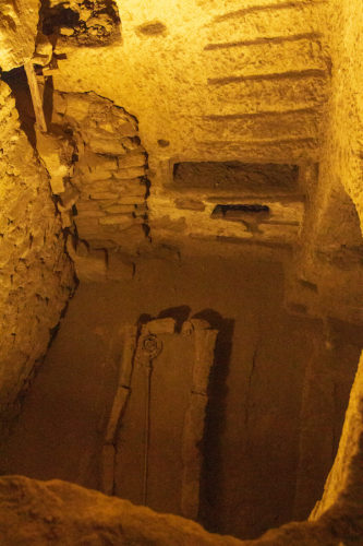 San-Gennaro-Catacombs-grave-of-priest