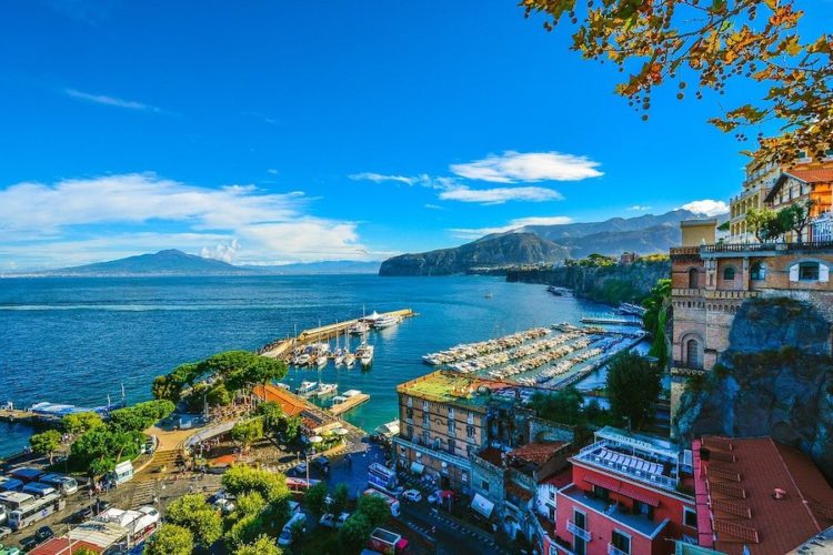 Things-to-do-in-Naples-visit-Sorrento