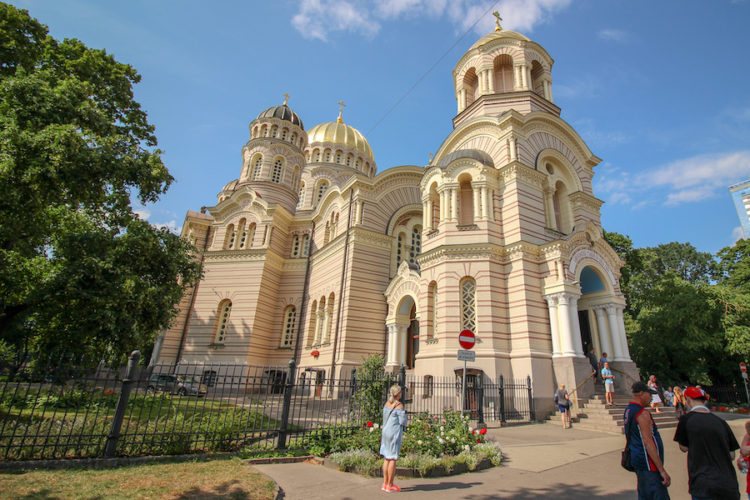 Exterior-of-the-orthodox-cathedral-of-the-nativity-of-christ