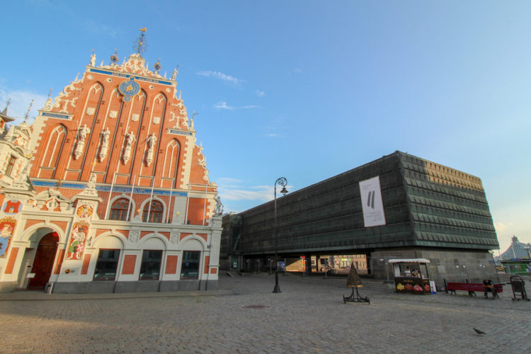 Museum-of-the-occupation-of-latvia-next-to-the-house-of-the-blackheads