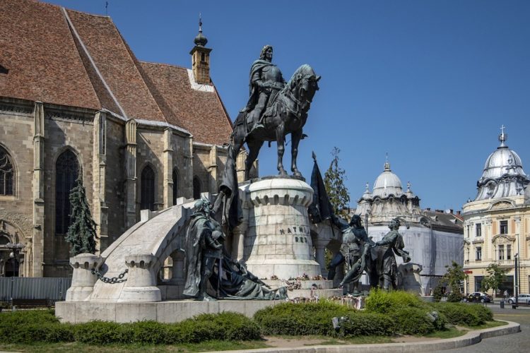 statue-of-man-on-horseback-in-cluj-napoca-the-capital-of-transylvania