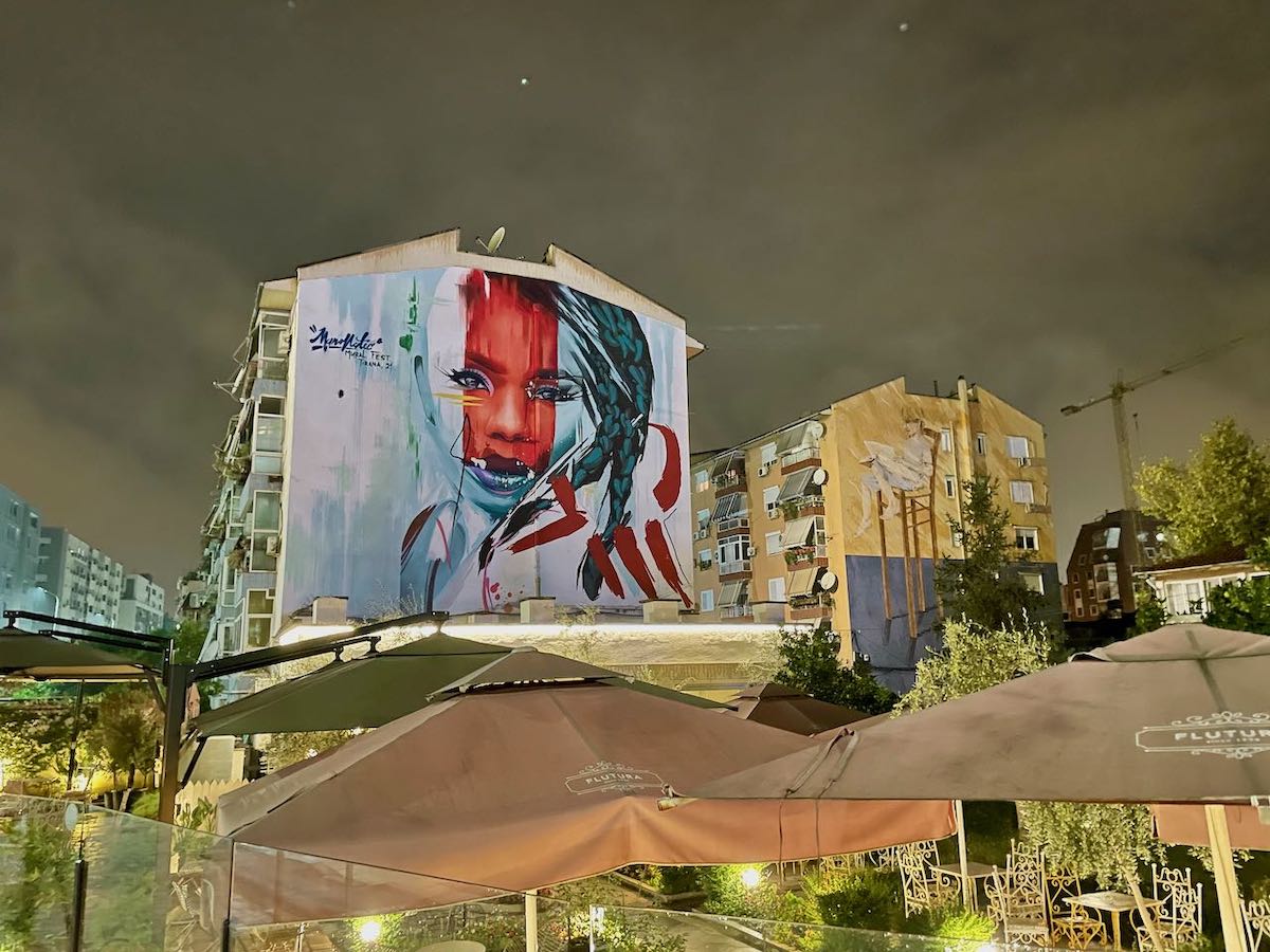 cool-mural-on-building-in-tirana