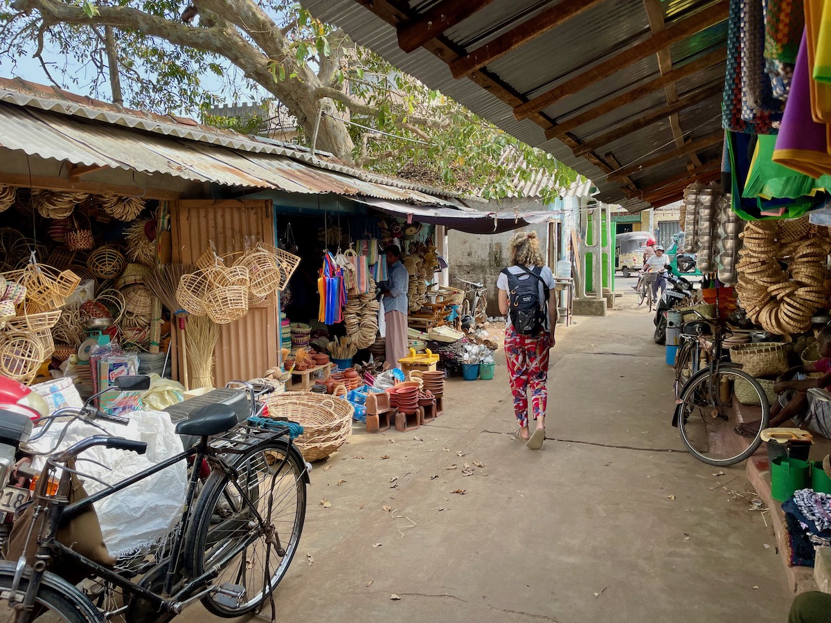 exploring-jaffna-market