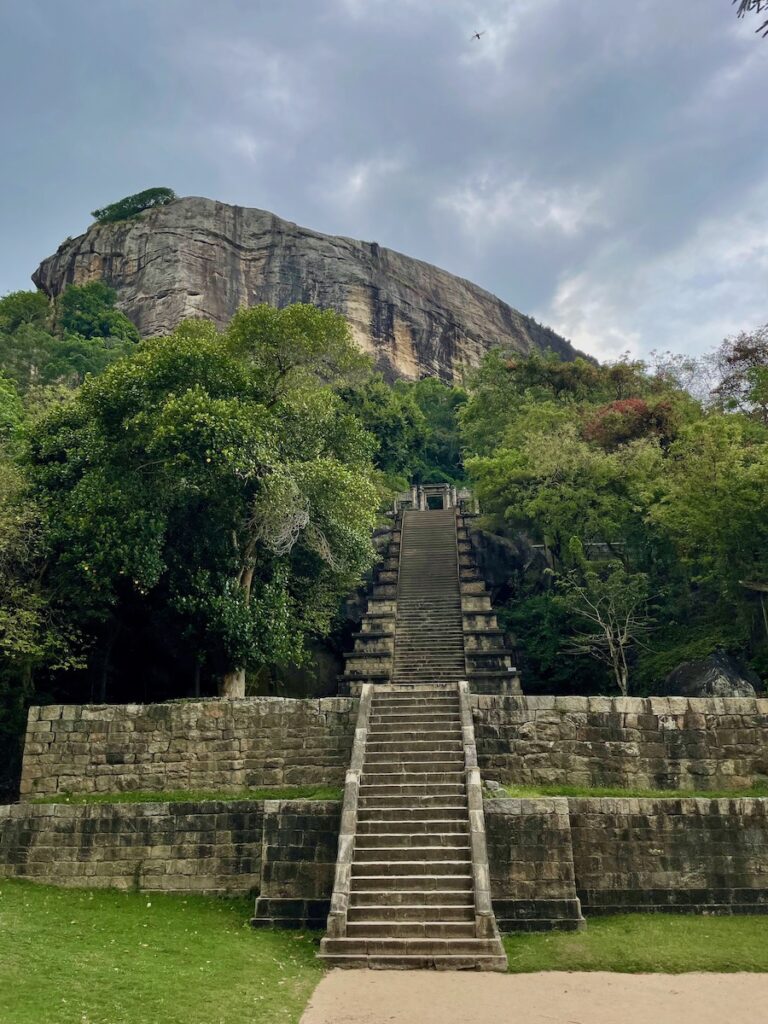yapahuwa-rock-fortress-with-main-staircase-and-rock-summit-behind