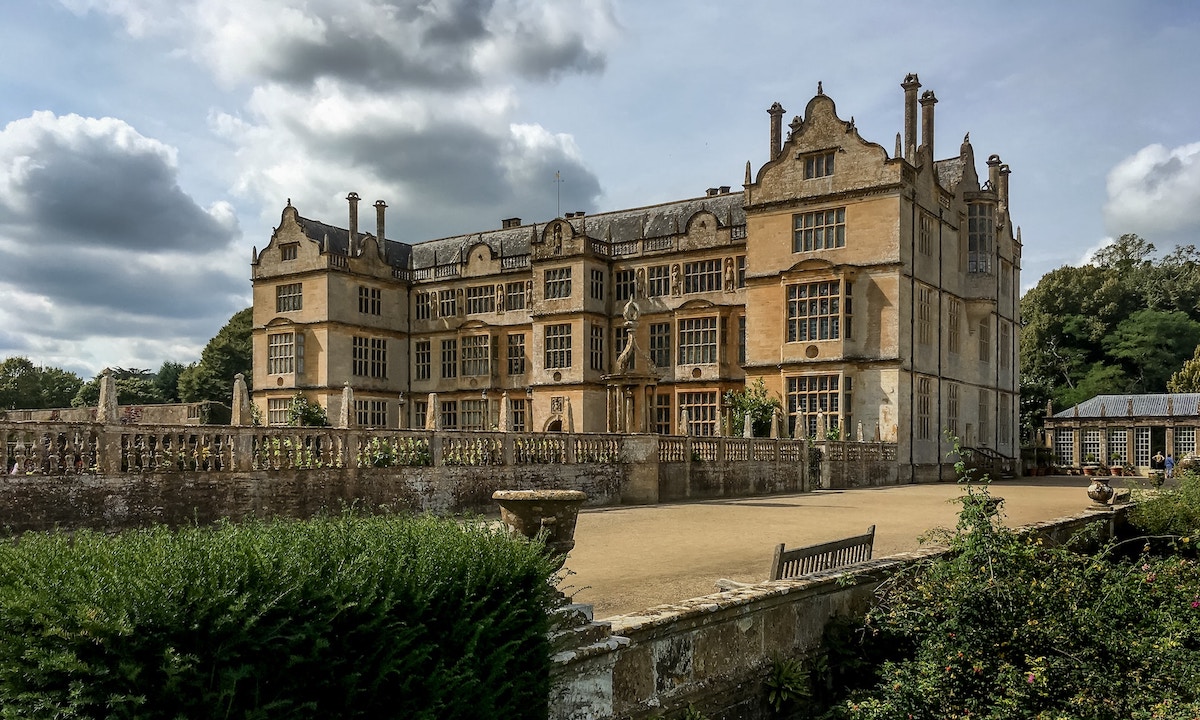 Montacute-House-exterior-from-gardens