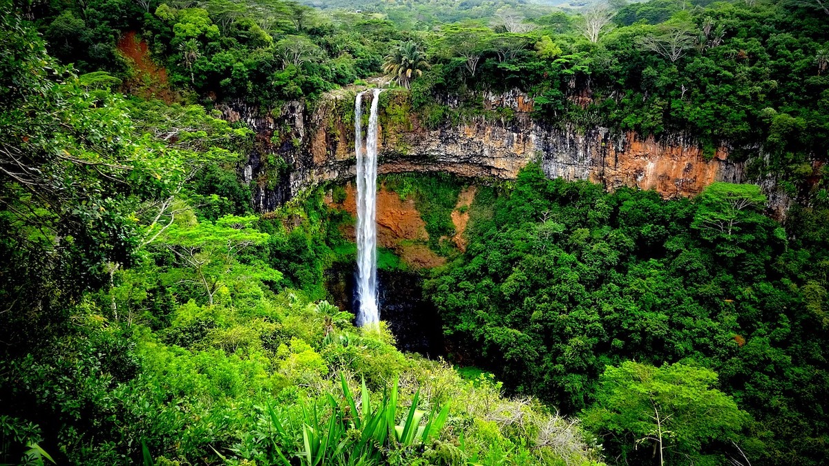 Mauritius-waterfall