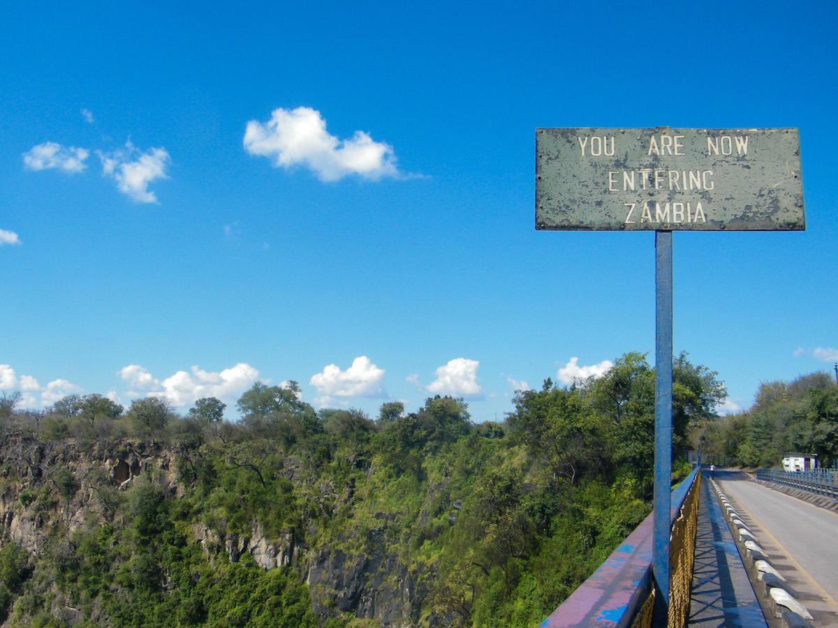 zambia-border-crossing-at-victoria-falls-bridge