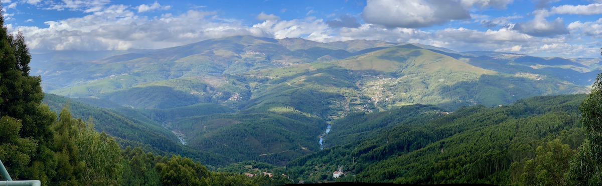 mountains-near-viseu-in-northern-portugal