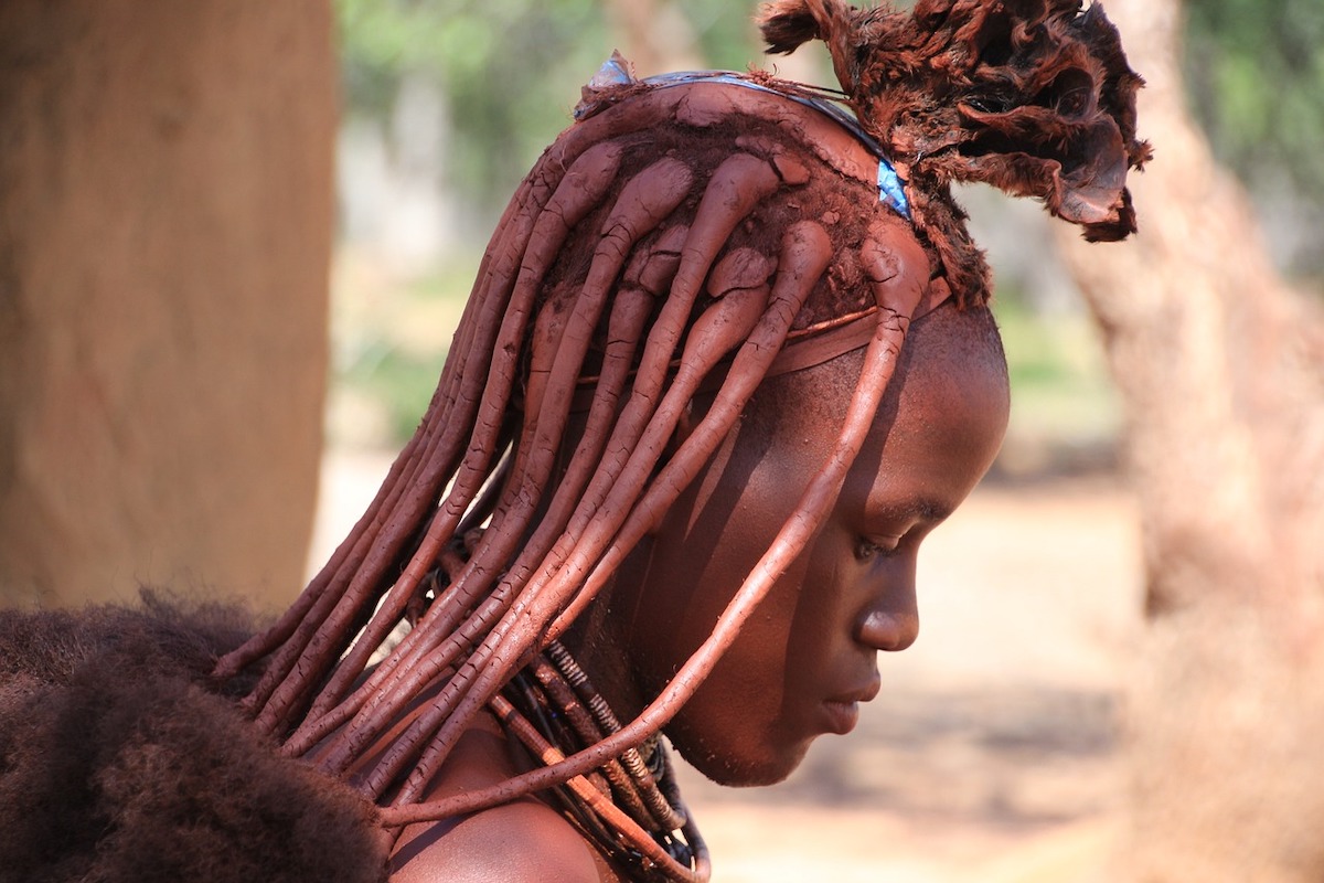 himba-woman-with-traditional-hairstyle-in-namibia